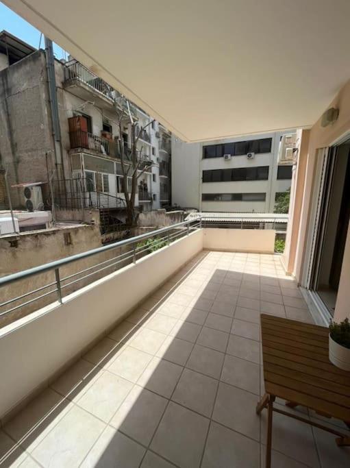 Modern Studio Large Veranda -Metro Station Suggrou Lejlighed Athen Eksteriør billede